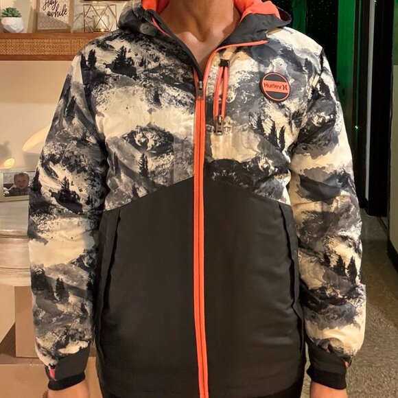 Hurley Other - Hurley Youth Snowboard Jacket